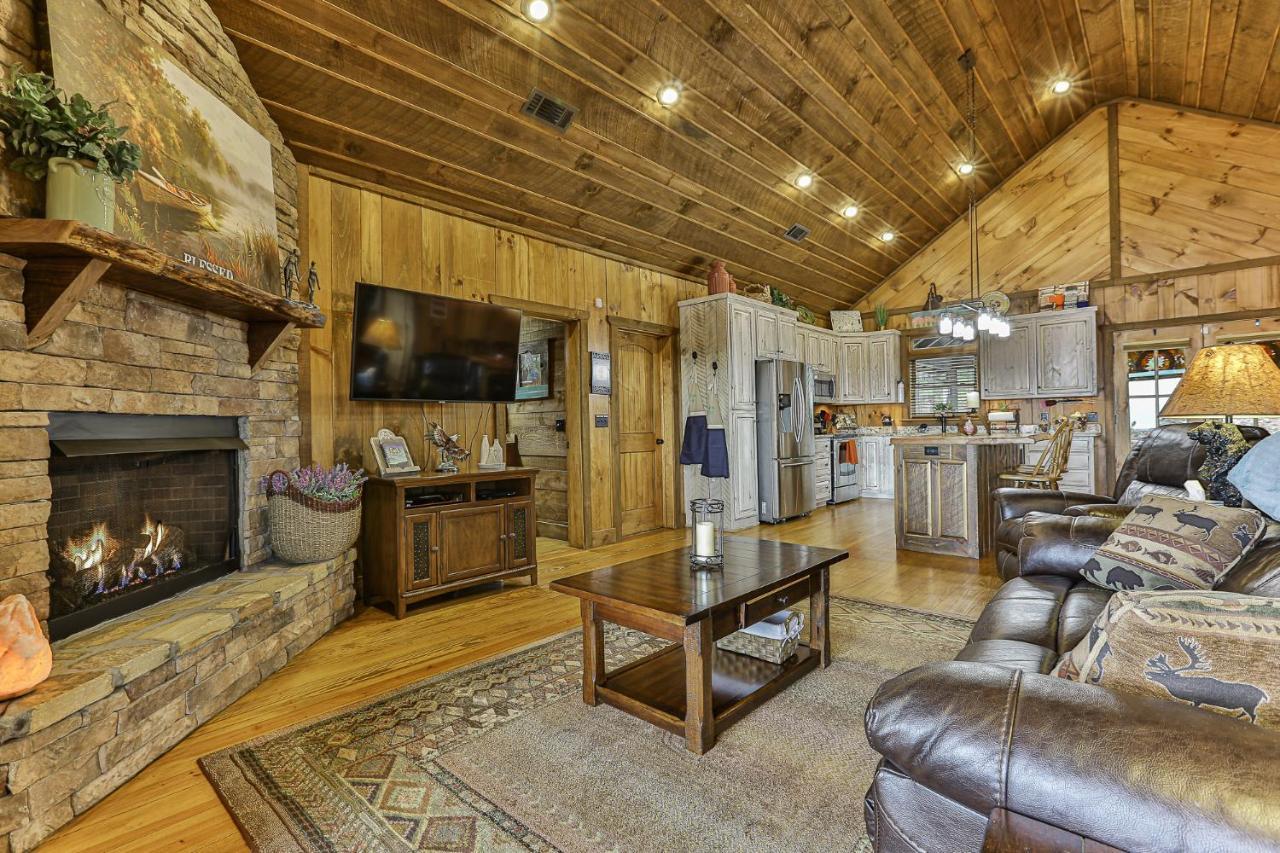 Mineral Bluff Eagles Crest - Long Range Layered Mountain Views In Peaceful Neighborhood! 빌라 외부 사진